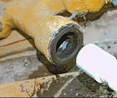 Зачем нужен герметик для канализации: как выбрать и как им пользоваться