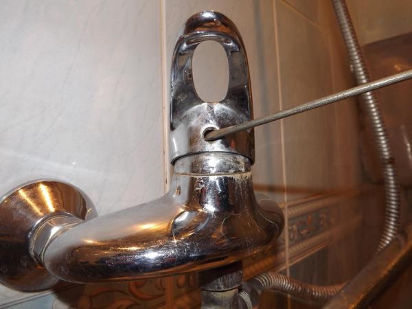 Устройство и ремонт смесителя для ванной с душем Устройство и ремонт смесителя для ванной с душем