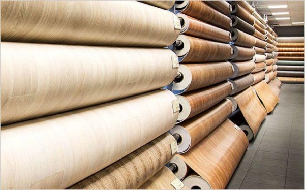 Какой клей для линолеума выбрать при нанесении на бетонный пол