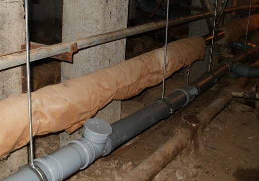 Запах из раковины: причины и методы устранения Запах из раковины: причины и методы устранения