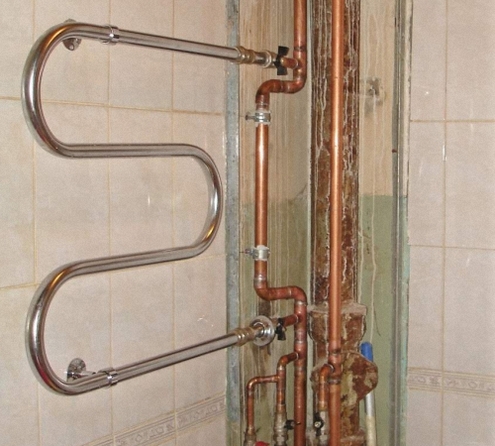 Замена и установка полотенцесушителей в ванной своими руками Замена и установка полотенцесушителей в ванной своими руками