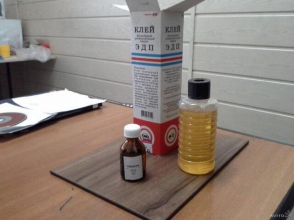 Как приклеить линолеум на деревянный пол Как приклеить линолеум на деревянный пол