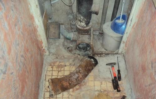 Канализация в квартире – особенности самостоятельной замены системы Канализация в квартире – особенности самостоятельной замены системы