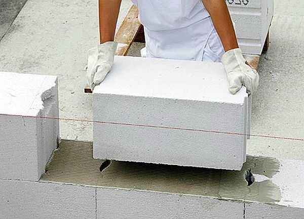 Дома из газосиликатных блоков: особенности строительства