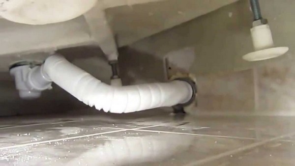 Ремонт душевых кабин своими руками и его нюансы Ремонт душевых кабин своими руками и его нюансы