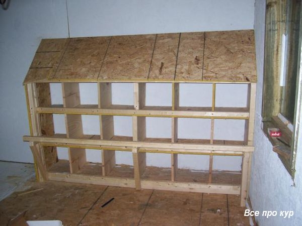 Большой курятник из целых поддонов своими руками Большой курятник из целых поддонов своими руками