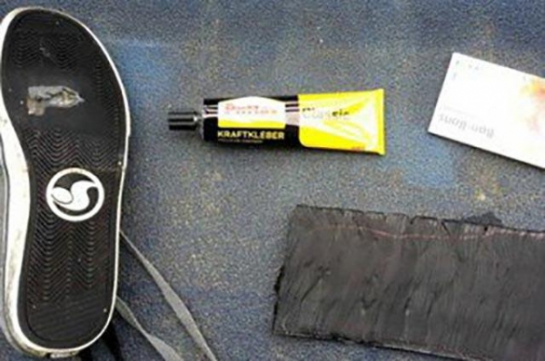 Как приклеить подошву самостоятельно? Какой клей выбрать?